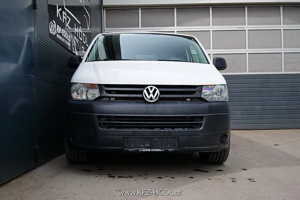 Volkswagen T5 Doka 2,0 TDI 4Motion Image 3