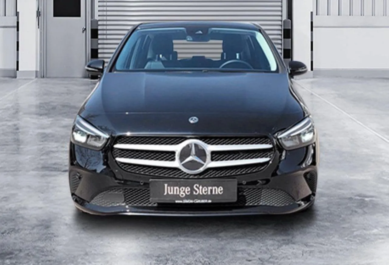 MERCEDES BENZ Classe B B 180 d Automatic Sport Plus Image 1